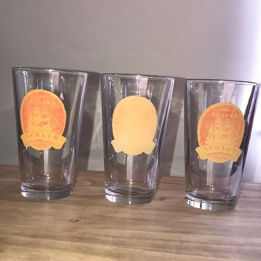 ALASKA SEWARD BREWING COMPANY SET OF THREE GLASSES
